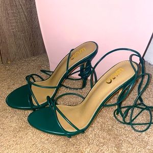 Emerald Green Strap up heels